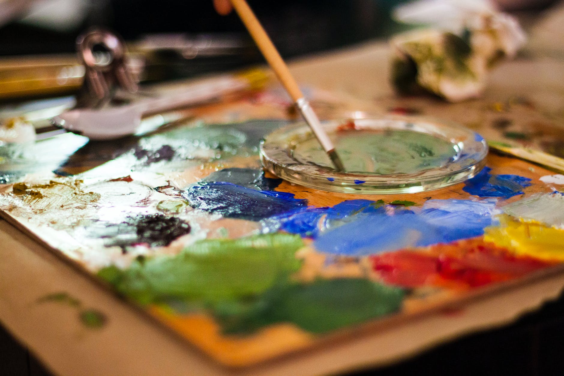 painting brush on palette